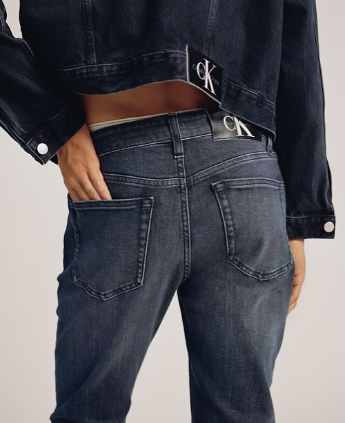 Senin Calvin jean stilin.