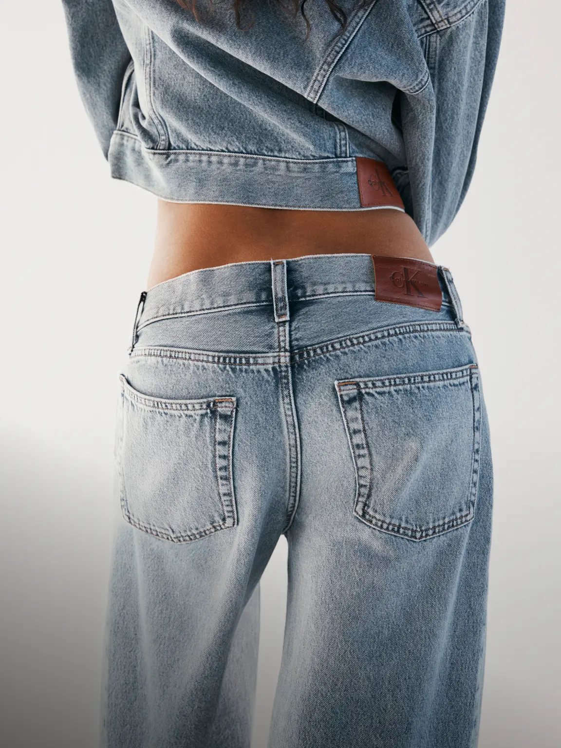 Calvin Klein Kadın Giyim ürünleri