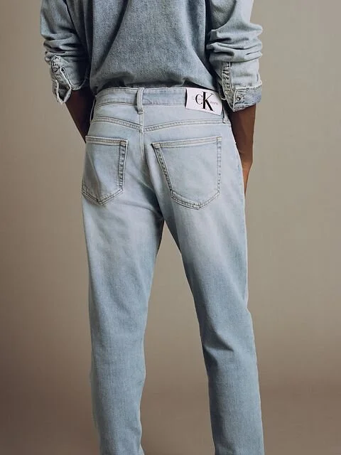 Erkek CKJ Denim Fit Guide