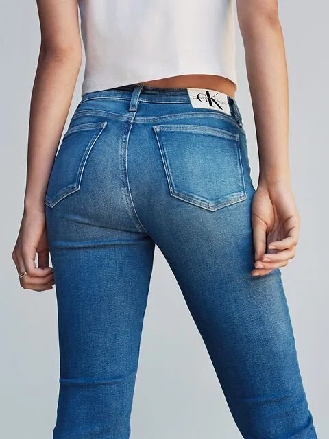 Kadın CKJ Denim Fit Guide