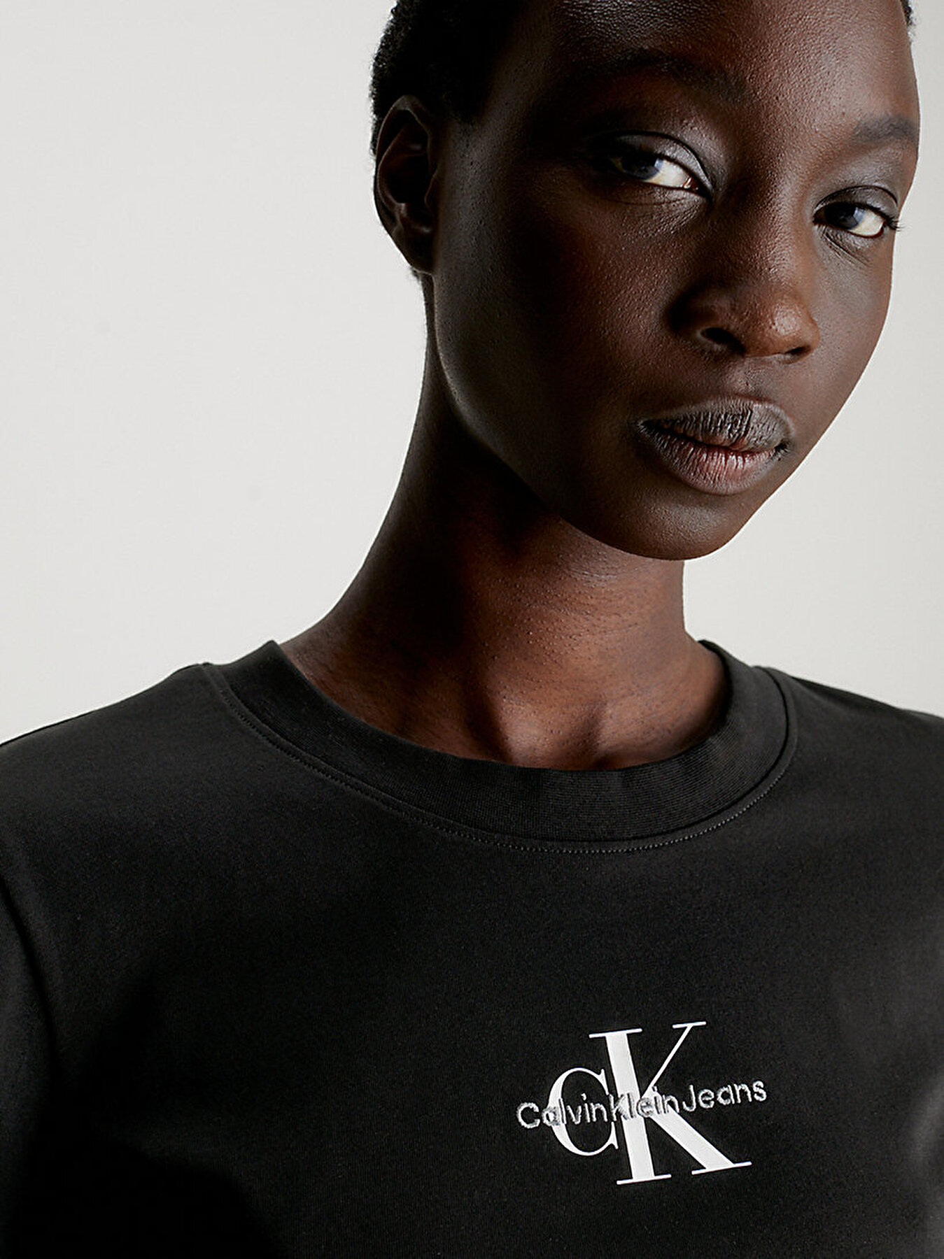 Siyah Slim Monologo Calvin Klein J20J222564BEH | Kadın T-Shirt