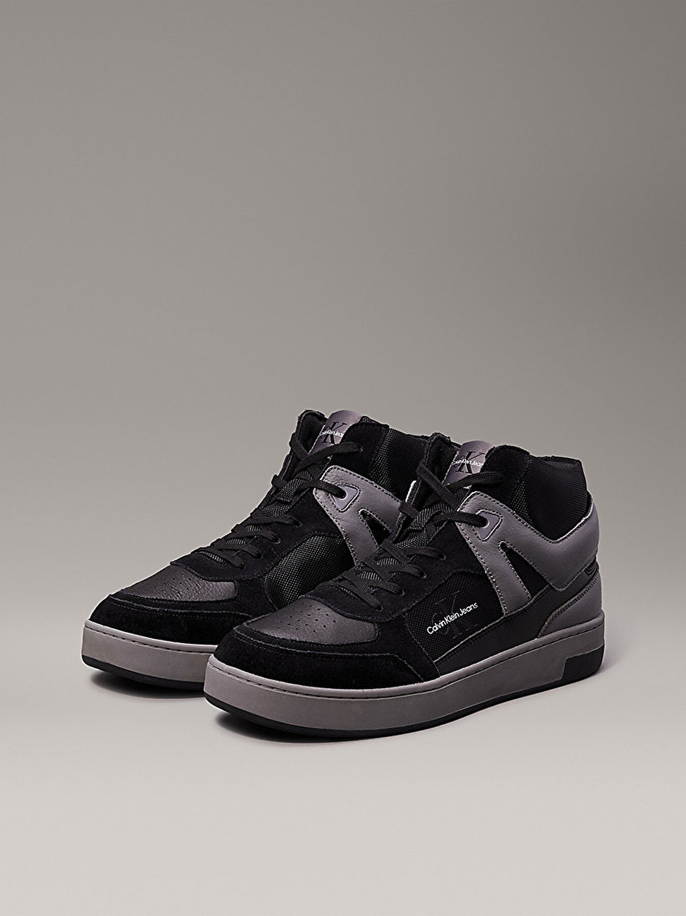 Erkek Basket Mid Lace Up Sneaker Siyah YM0YM009950GQ Calvin Klein