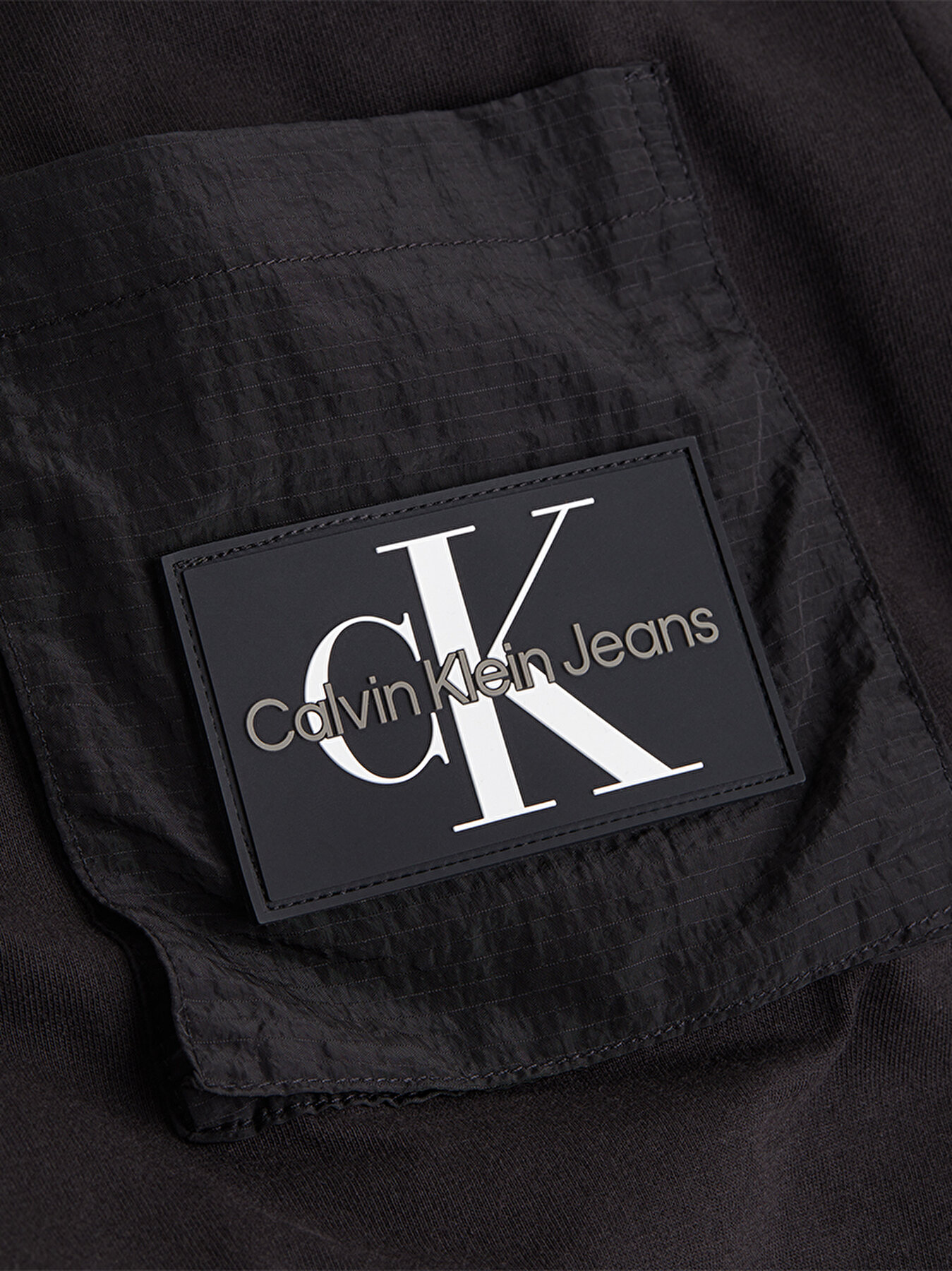 Erkek Ripstop Panelled T Shirt Siyah J30J324679BEH Calvin Klein