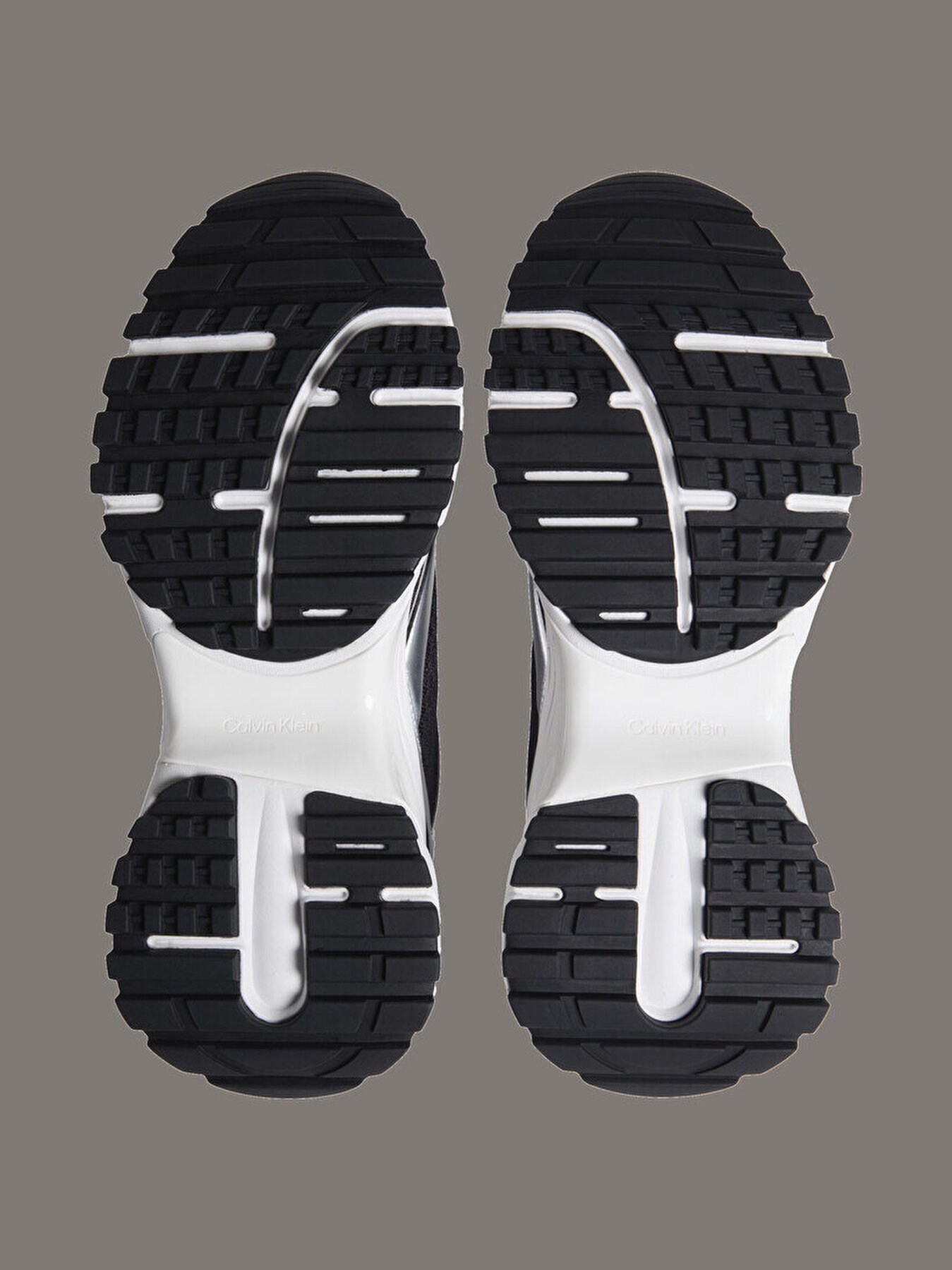 Kadın Hike Runner Laceup Sneaker Siyah YW0YW0206301L | Calvin Klein