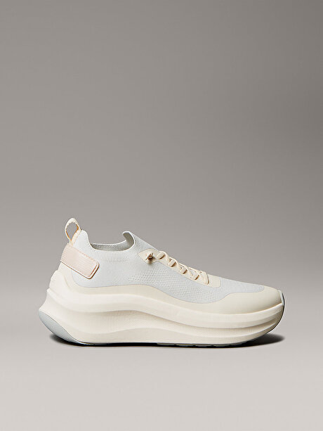 Kadın Chunky Runner Laceup Sneaker