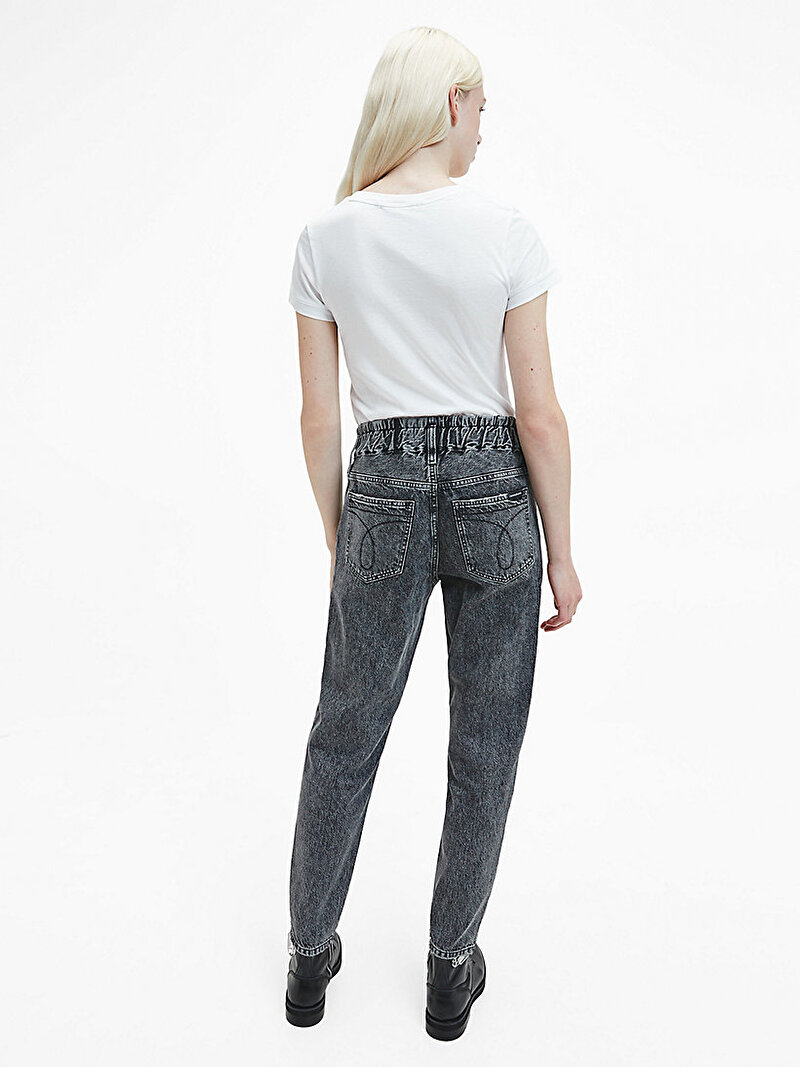 Calvin Klein Beyaz Renkli Kadın Slim Organik Pamuklu T-shirt