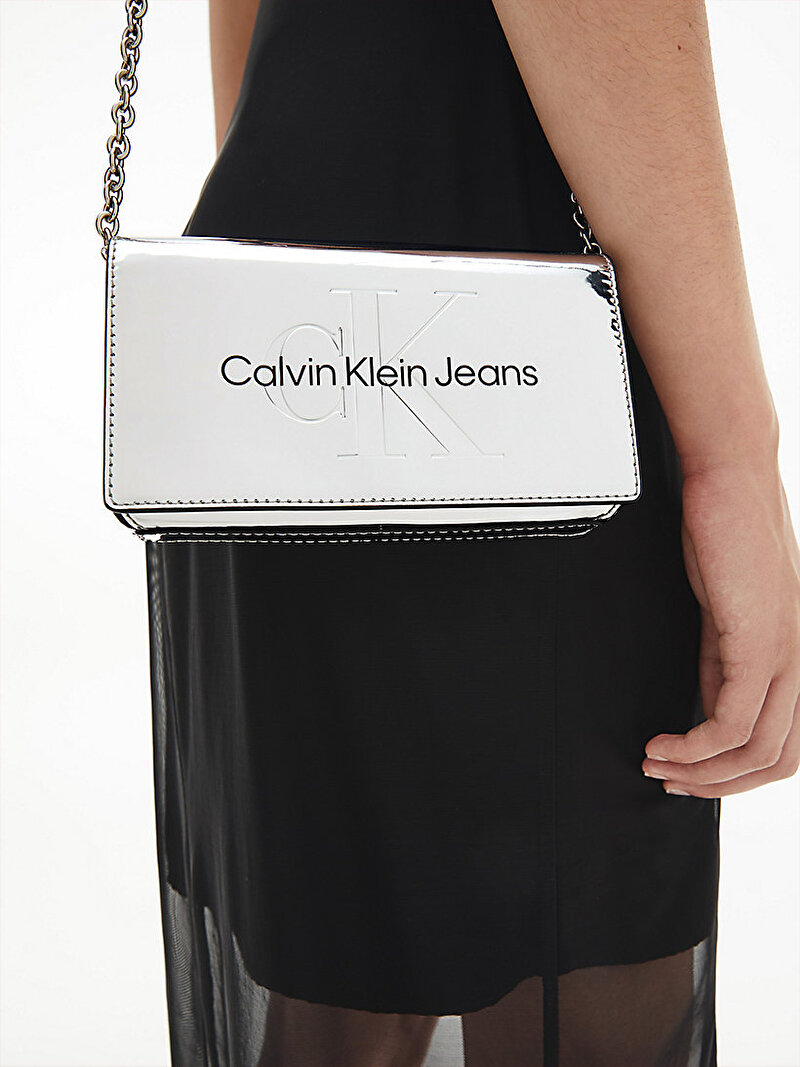 Calvin Klein Gri Renkli Kadın Çapraz Çanta