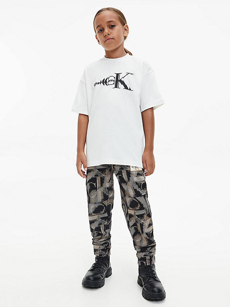 Calvin Klein Beyaz Renkli Erkek Çocuk Natural Dye Monogram T-Shirt