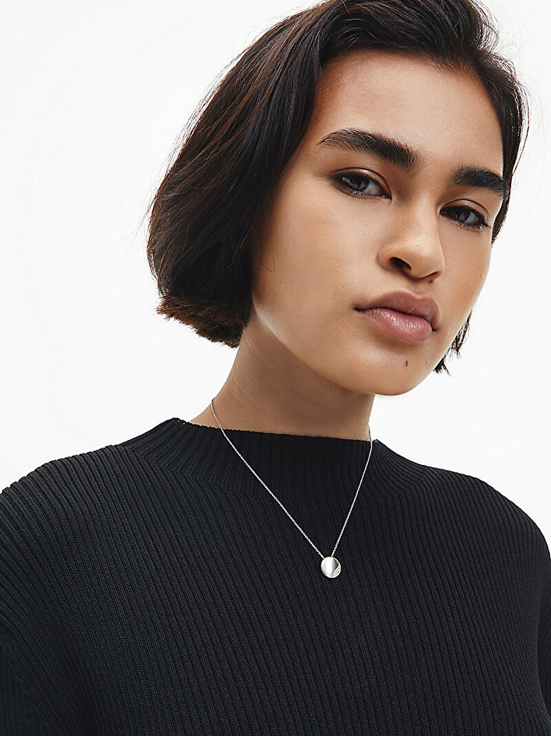 Calvin Klein Gümüş Renkli Kadın Minimal Circular Kolye
