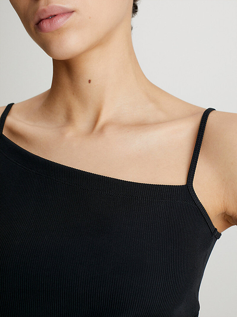 Calvin Klein Siyah Renkli Kadın Asimetrik Askılı T-Shirt