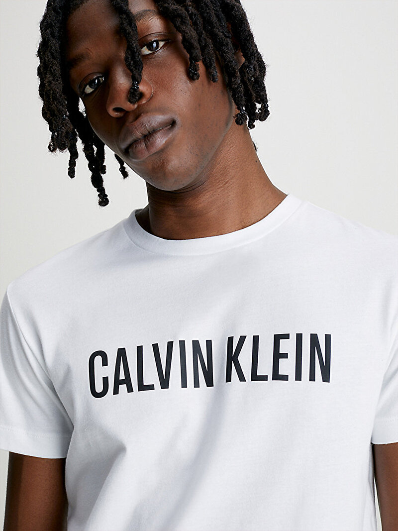 Calvin Klein Beyaz Renkli Erkek Bisiklet Yaka Logolu T-Shirt