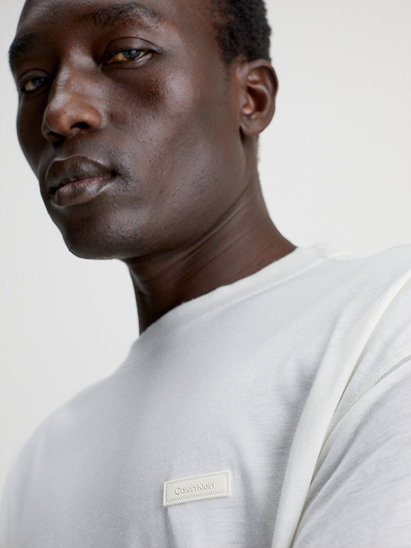 Calvin Klein Ekru Renkli Erkek Sheer Sleeve T-Shirt