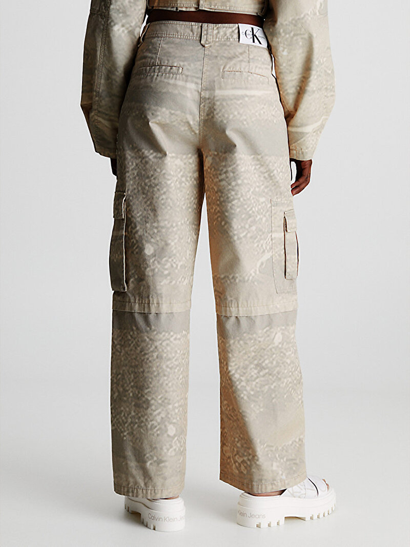 Calvin Klein Bej Renkli Kadın Loose Cargo Pantolon