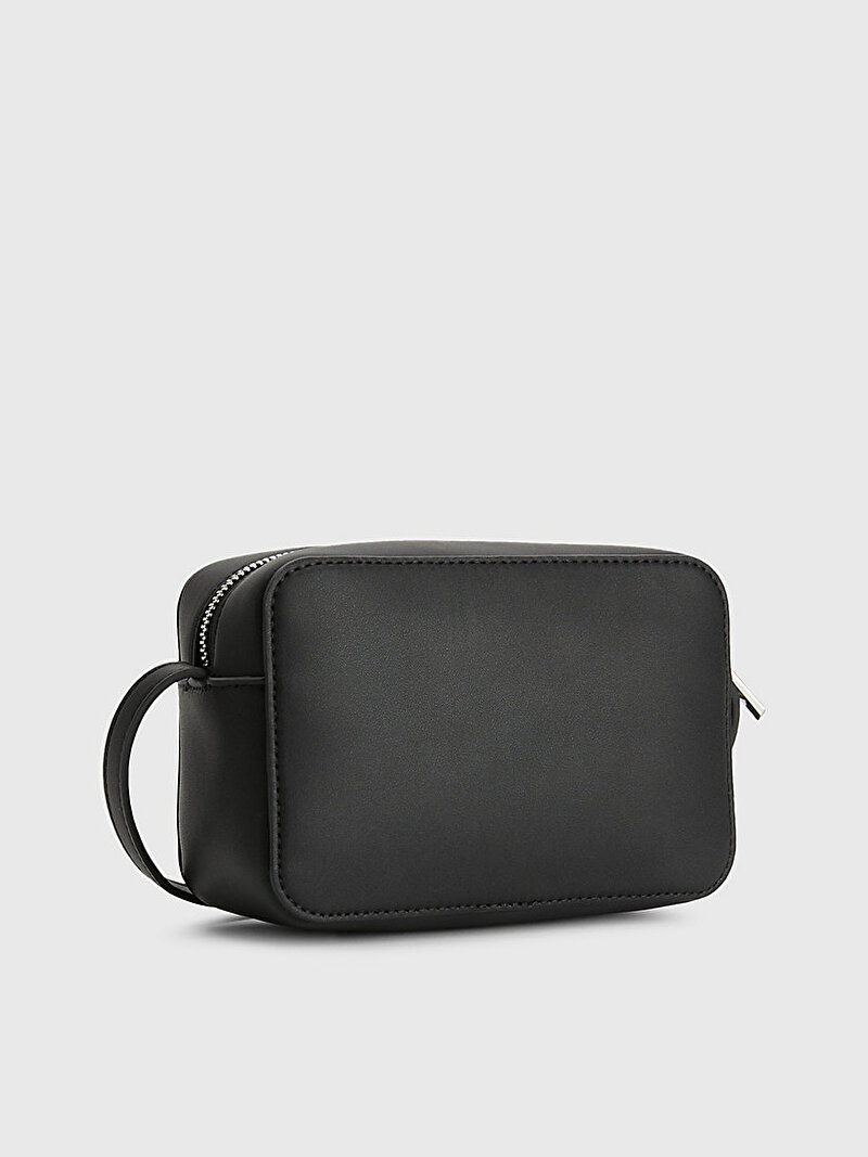 Calvin Klein Siyah Renkli Kadın Ck Must Çapraz Kamera Çanta