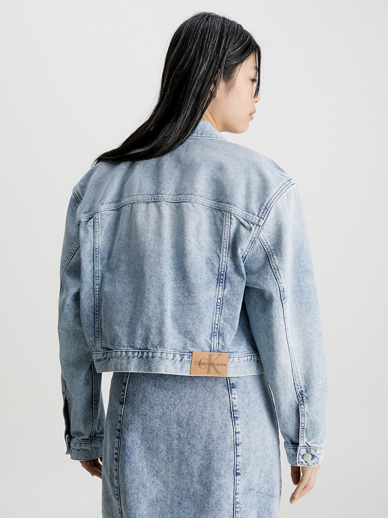 Calvin Klein Mavi Renkli Kadın Oversized Cropped Denim Ceket