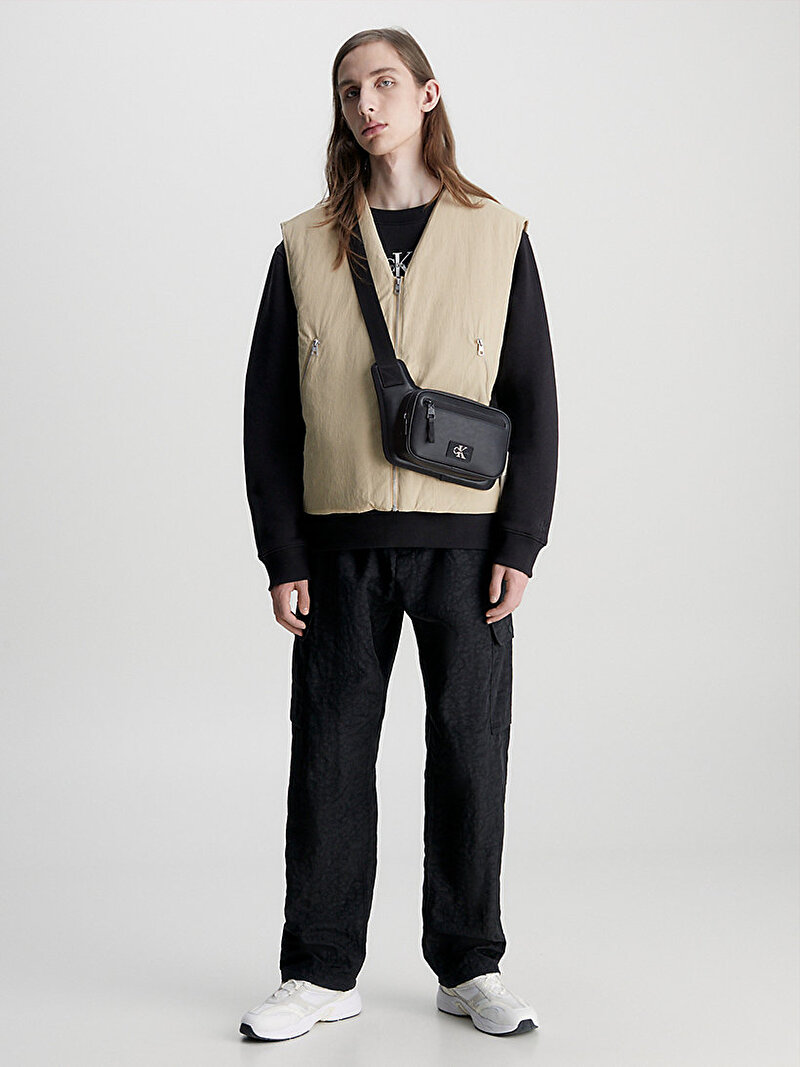 Calvin Klein Siyah Renkli Erkek Tagged Apron Camera Çanta