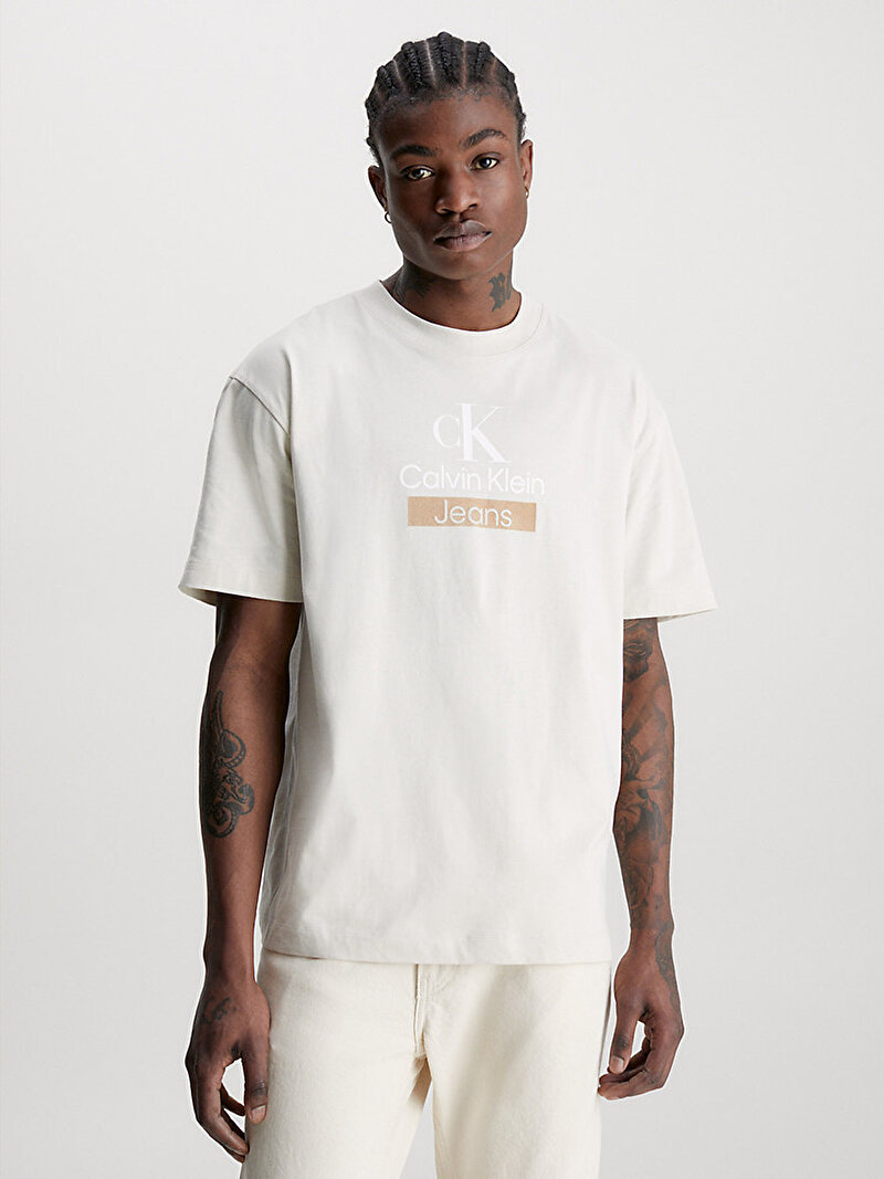 Calvin Klein Ekru Renkli Erkek Stacked Archival T-Shirt