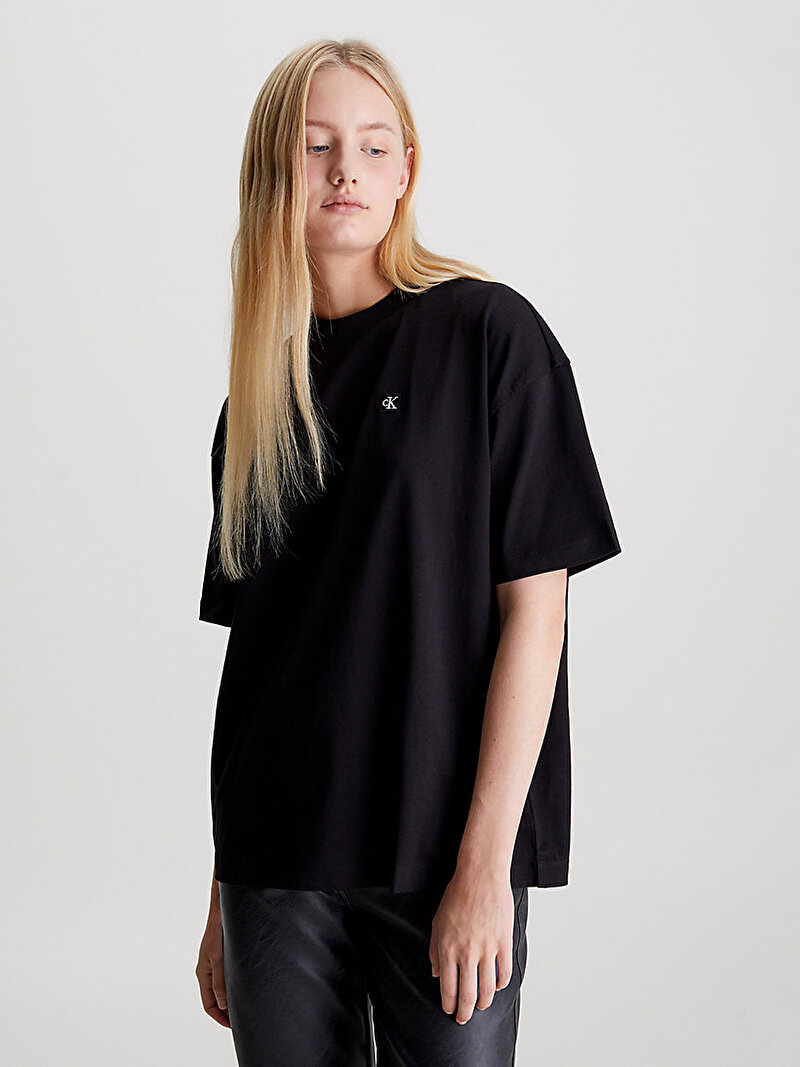 Calvin Klein Siyah Renkli Kadın Ck Embro Badge Boyfriend T-Shirt