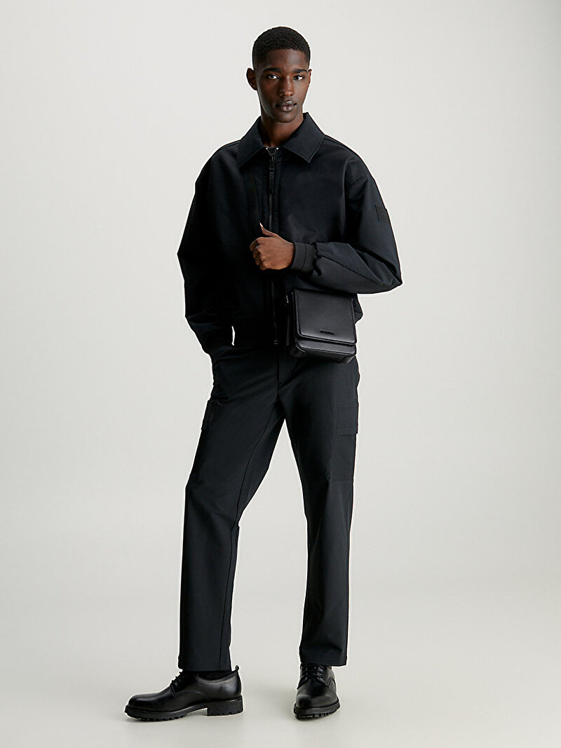 Calvin Klein Siyah Renkli Erkek Minimal Focus Cube Reporter Çanta