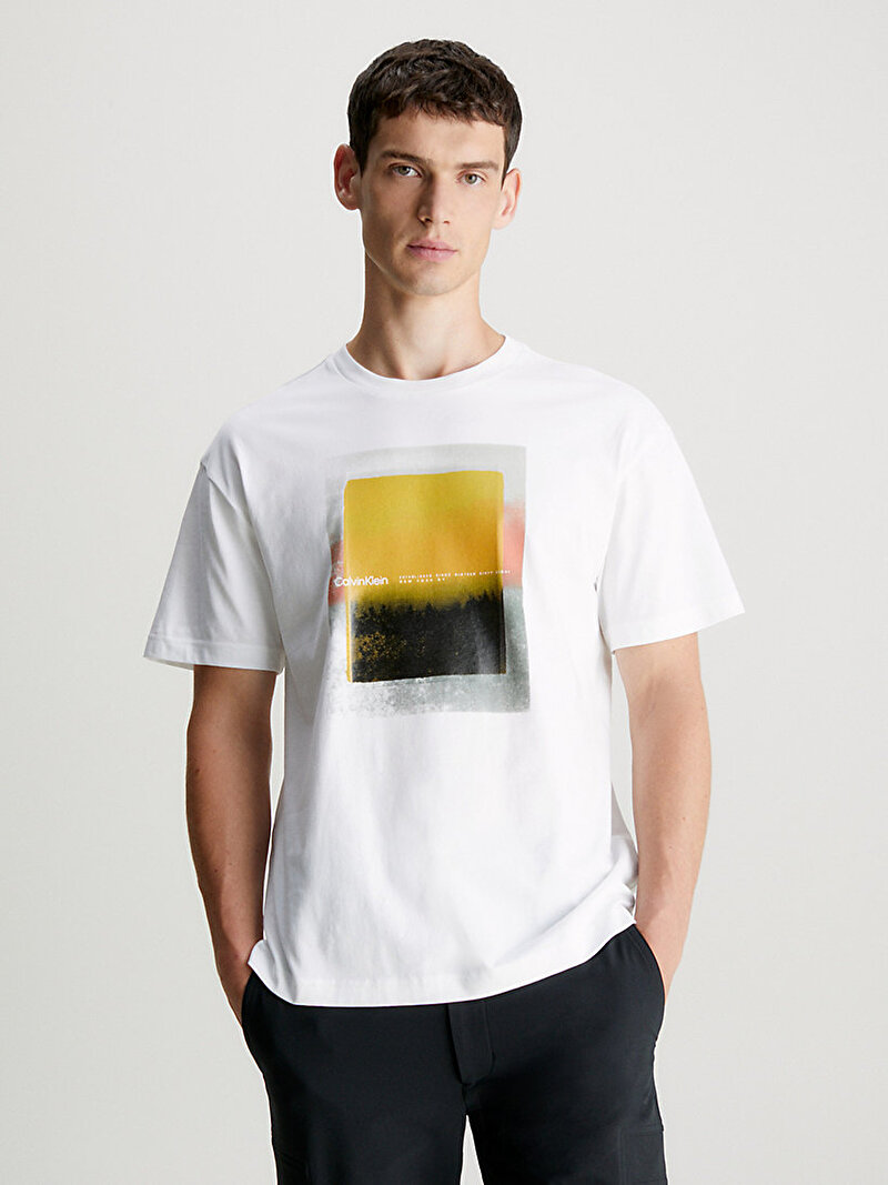 Calvin Klein Beyaz Renkli Erkek Sense Layer Graphic T-Shirt