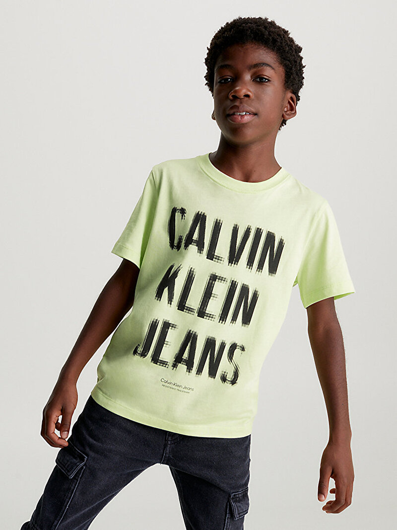 Calvin Klein Yeşil Renkli Erkek Çocuk Pixel Logo Relaxed T-Shirt