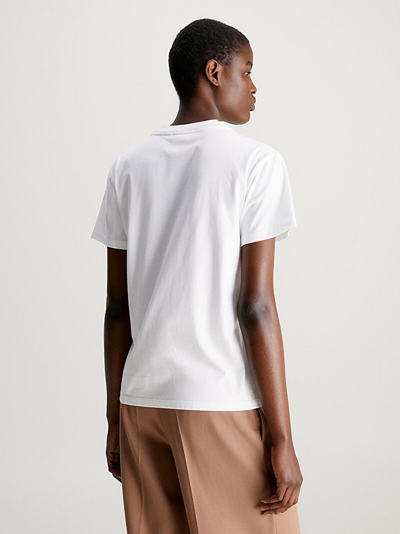 Calvin Klein Beyaz Renkli Kadın Metallic Micro Logo T-Shirt