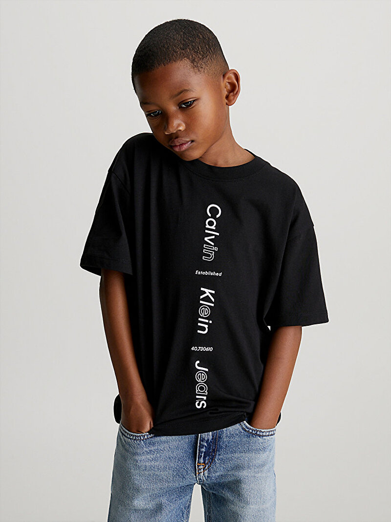 Calvin Klein Siyah Renkli Erkek Çocuk Institutional Logo T-Shirt