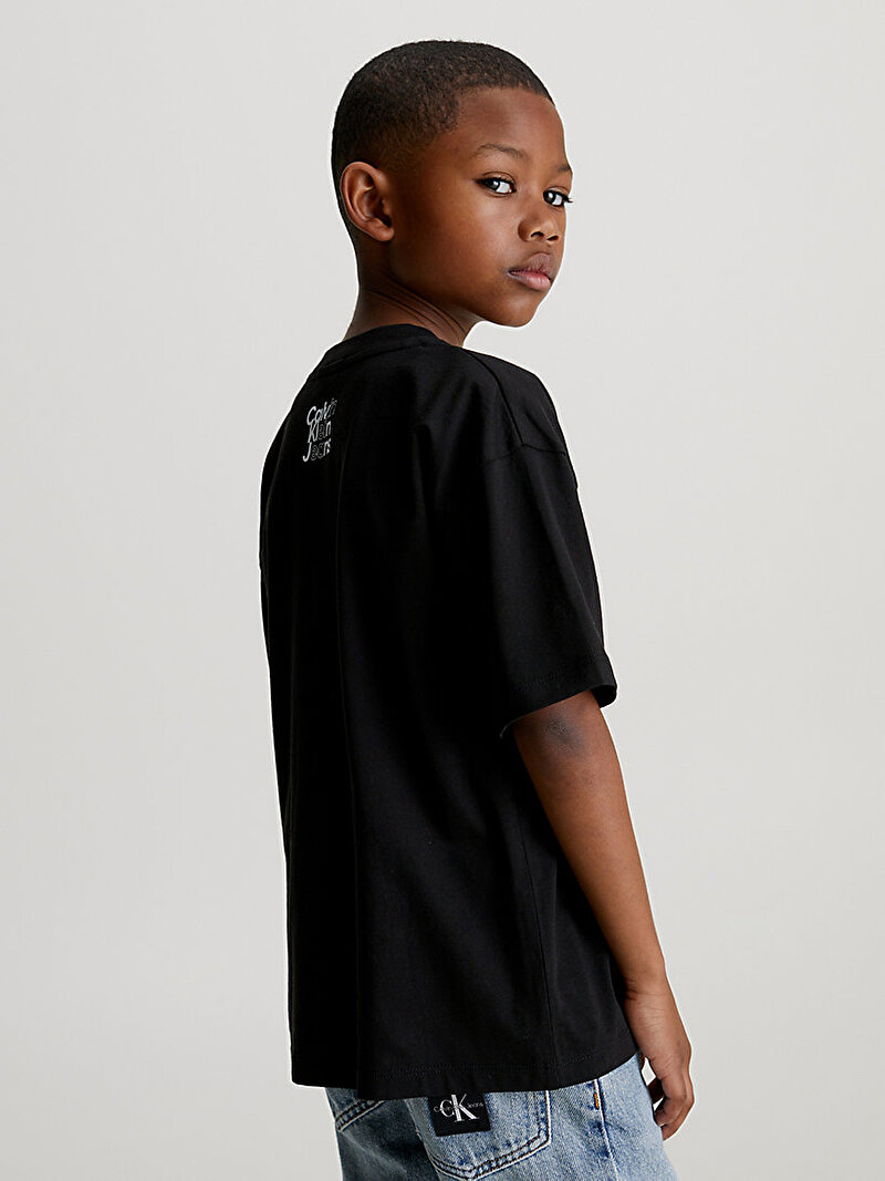 Calvin Klein Siyah Renkli Erkek Çocuk Institutional Logo T-Shirt