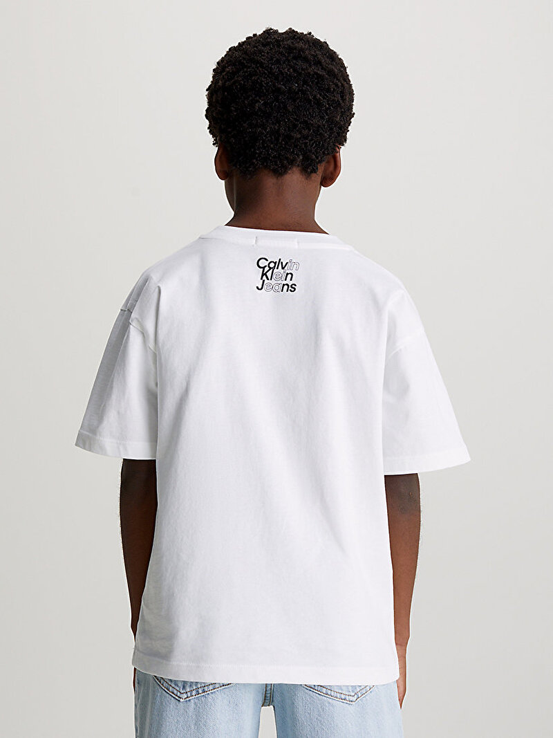 Calvin Klein Beyaz Renkli Erkek Çocuk Institutional Logo T-Shirt
