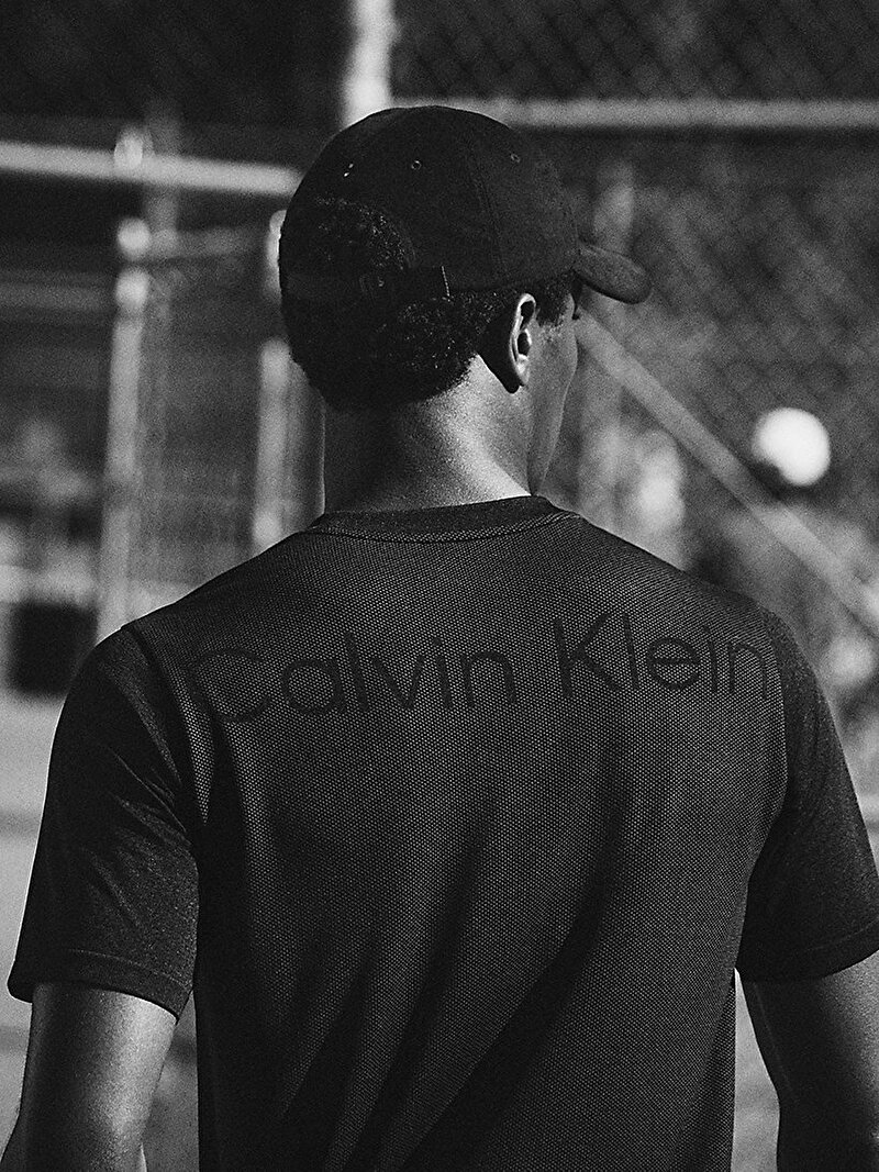 Calvin Klein Siyah Renkli Erkek Seamless T-Shirt