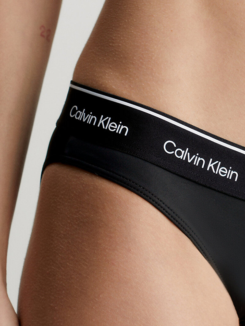 Calvin Klein Siyah Renkli Kadın Bikini Altı