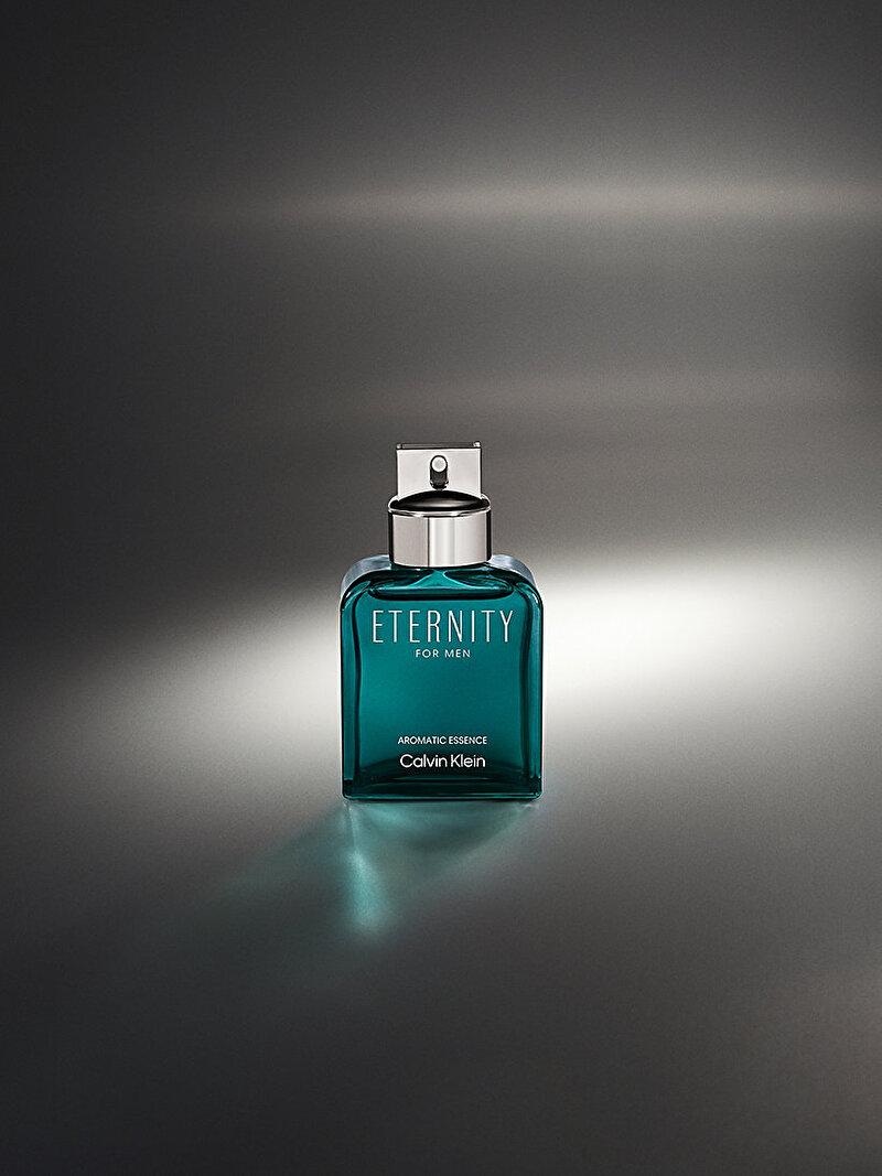Calvin Klein Çok renkli Renkli Erkek CK Eternity Aromatic Essence Intense 50 Ml Parfüm