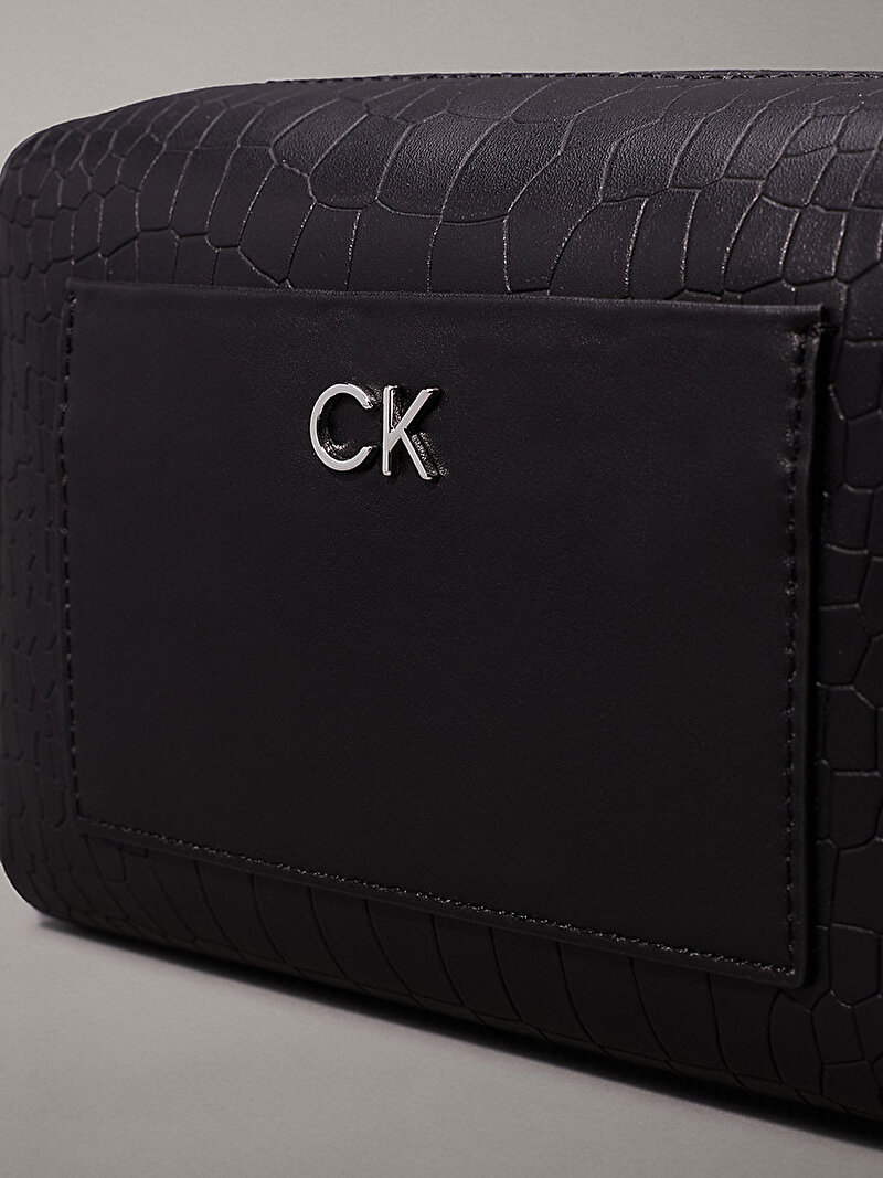 Calvin Klein Siyah Renkli Kadın Ck Daily Camera Çanta