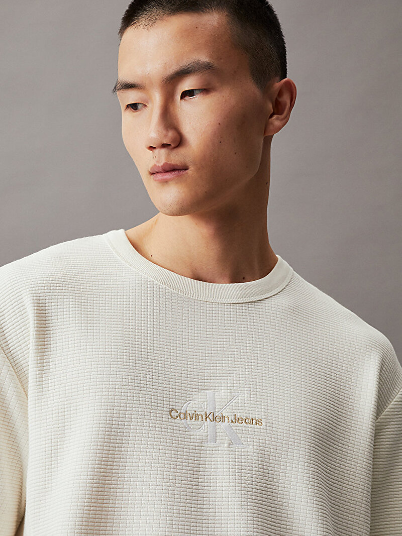 Calvin Klein Ekru Renkli Erkek City Grid T-Shirt