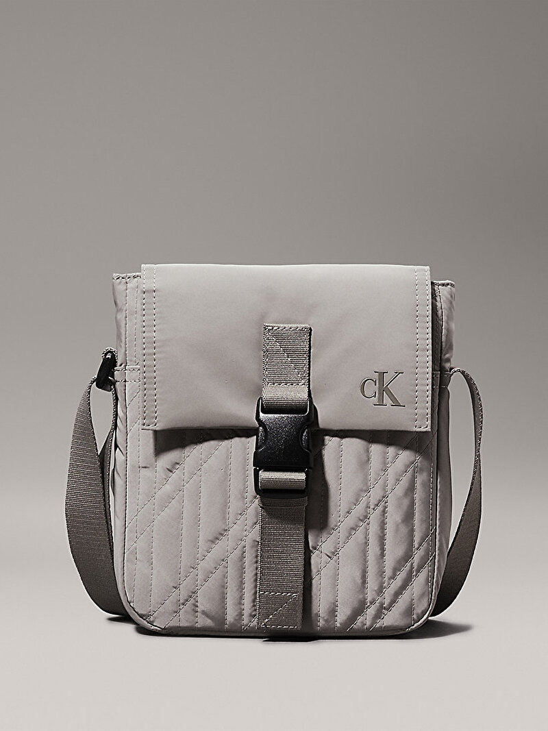 Calvin Klein Gri Renkli Erkek Quilted Reporter Çanta