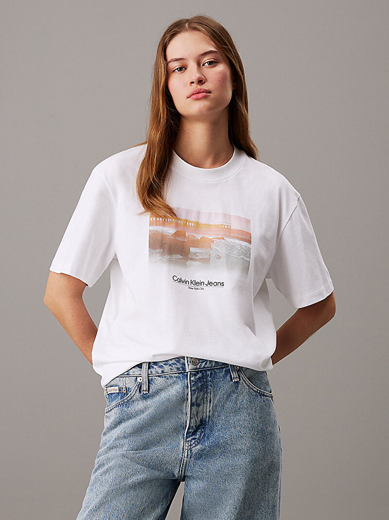 Calvin Klein Beyaz Renkli Kadın Photo Graphic Relaxed T-Shirt