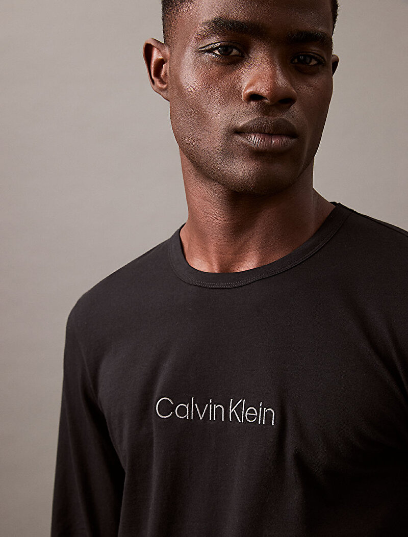 Calvin Klein Siyah Renkli Erkek Crew Neck Uzun Kollu T-Shirt