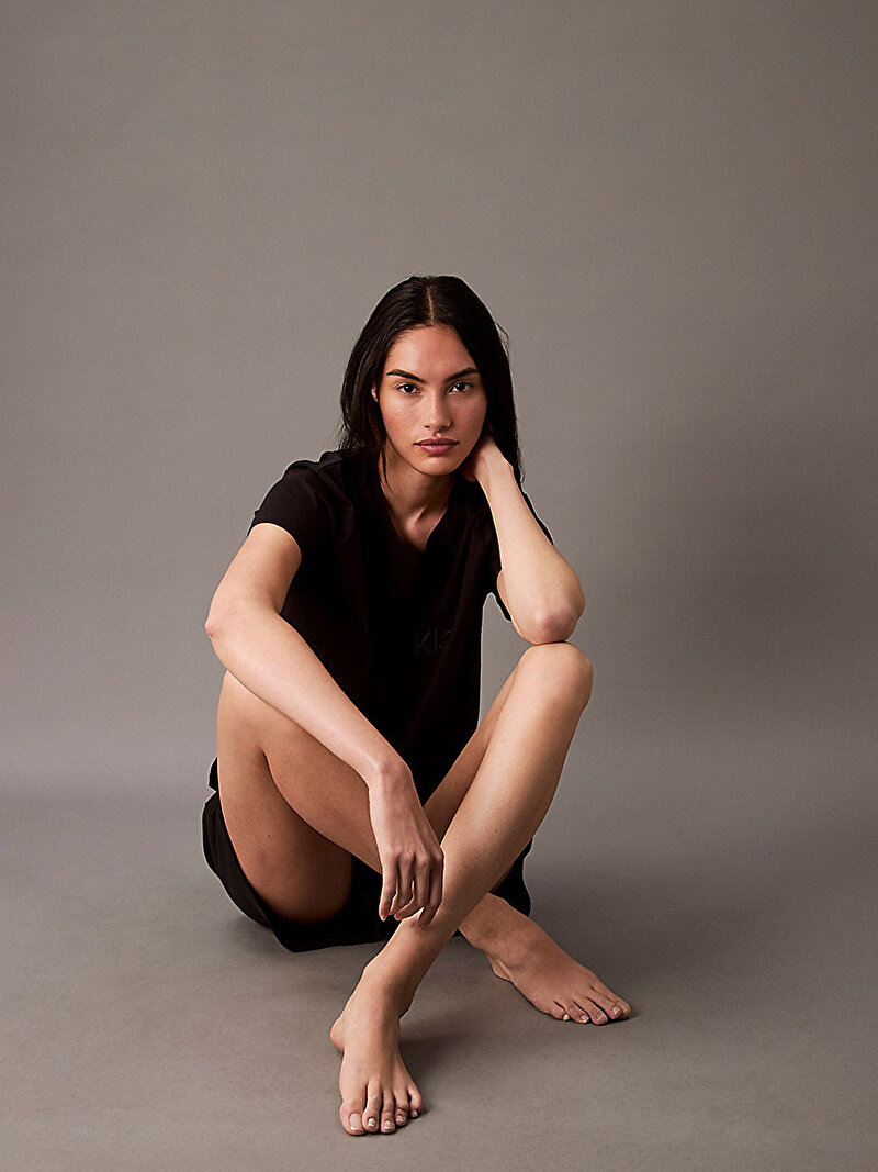 Calvin Klein Siyah Renkli Kadın Classic T-Shirt