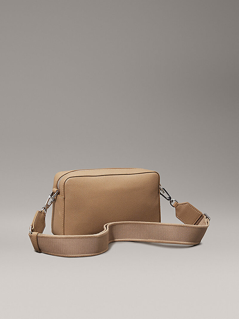 Calvin Klein Bej Renkli Kadın CK Must Camera Çanta