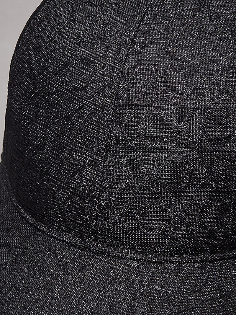 Calvin Klein Siyah Renkli Kadın Monogram Jacquard Şapka