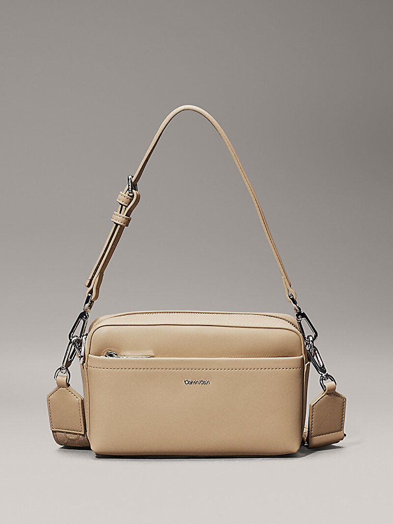 Calvin Klein Bej Renkli Kadın CK Must Convertible Çapraz Çanta