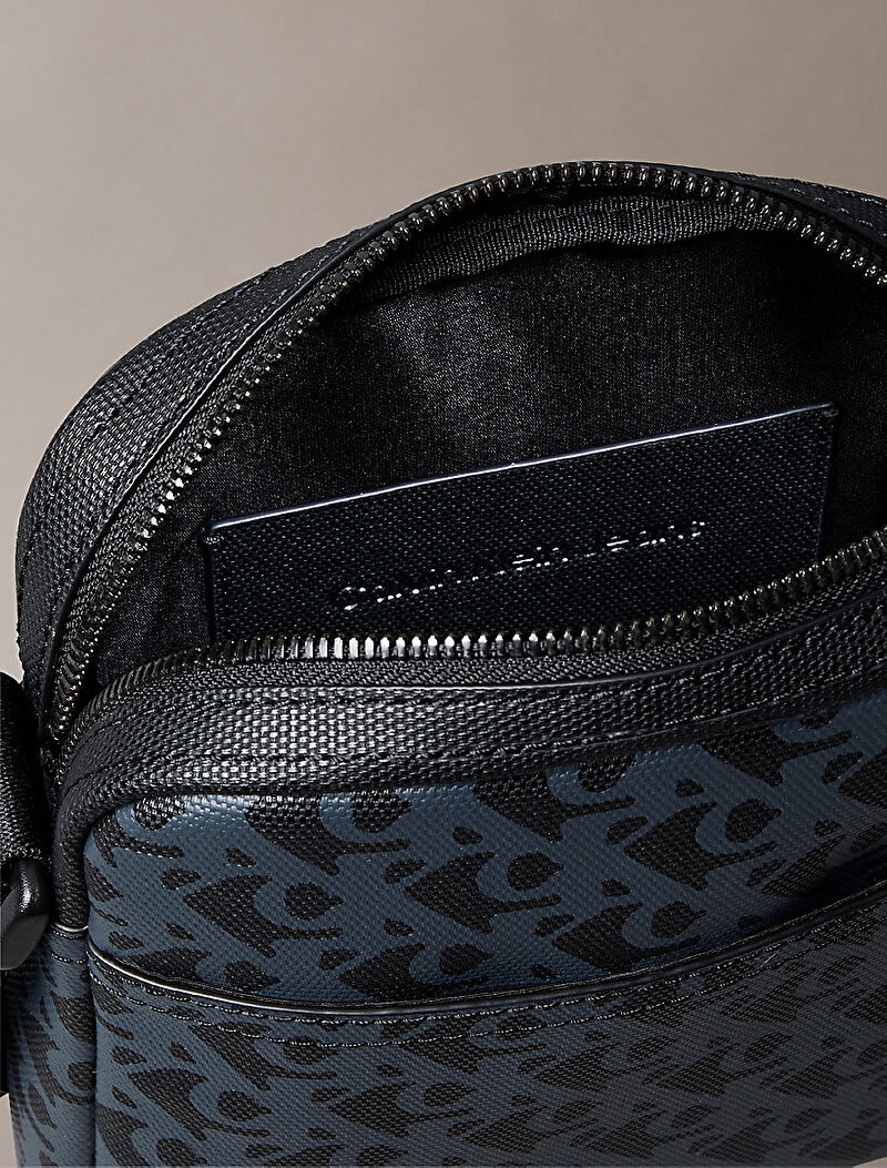 Calvin Klein Siyah Renkli Erkek Matte Aop Reporter Çanta
