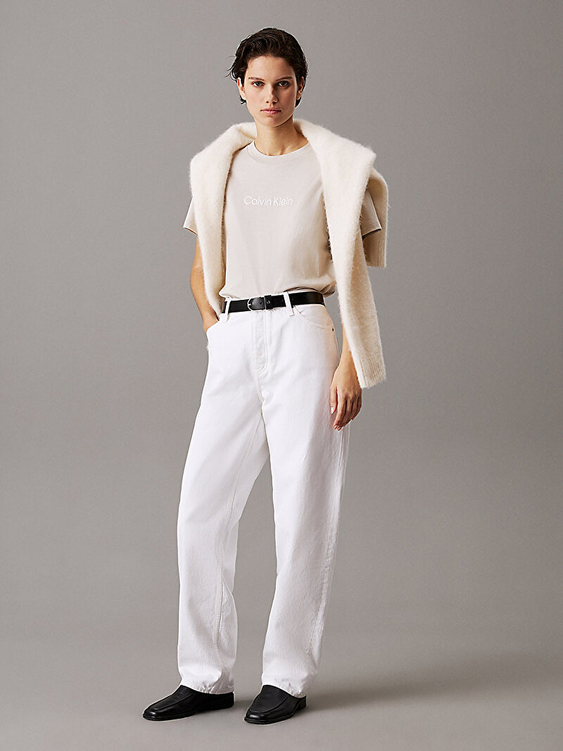 Calvin Klein Bej Renkli Kadın Hero Logo Regular T-shirt