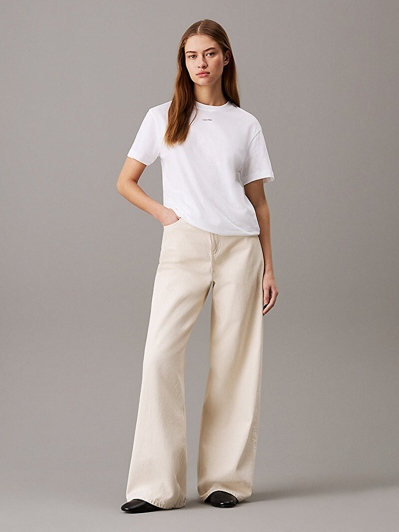 Calvin Klein Beyaz Renkli Kadın Hero Logo Regular T-shirt