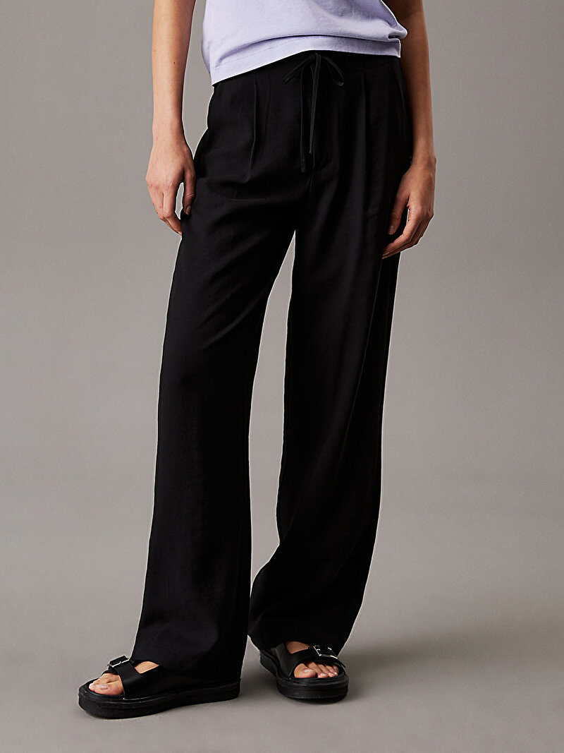 Calvin Klein Siyah Renkli Kadın Ecovero Relaxed Pantolon