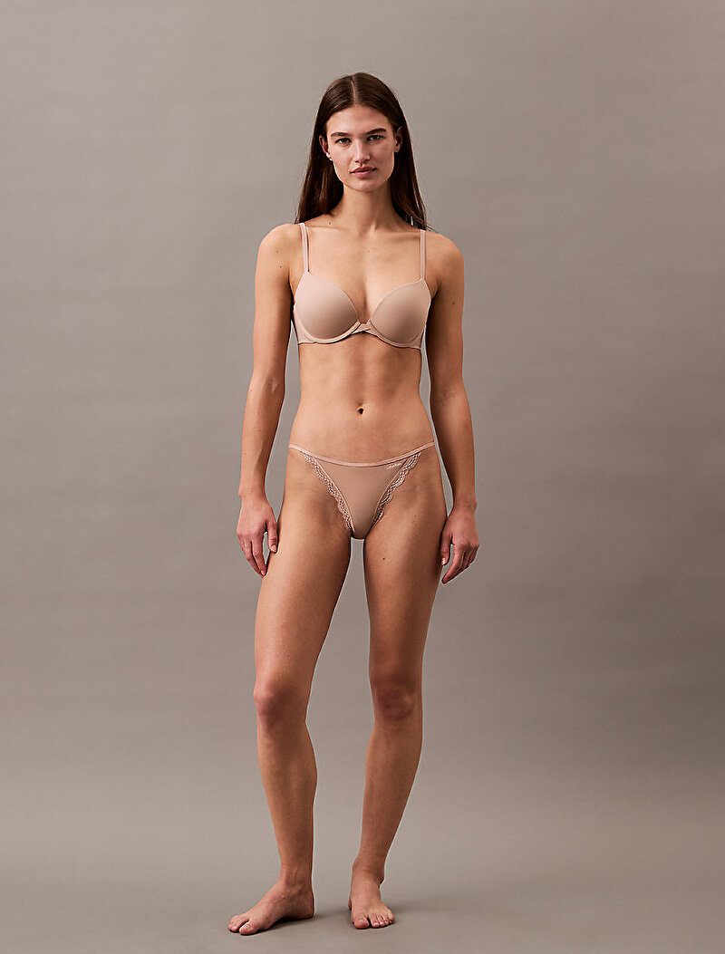 Calvin Klein Bej Renkli Kadın String Külot