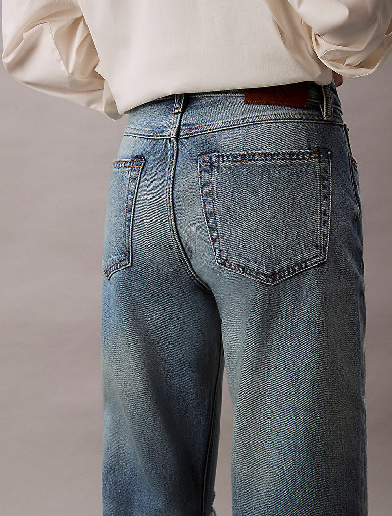 Calvin Klein Mavi Renkli Kadın Signature 90s Straight Jean Pantolon