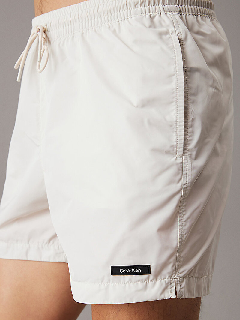 Calvin Klein Beyaz Renkli Erkek Medium Drawstring Deniz Şortu