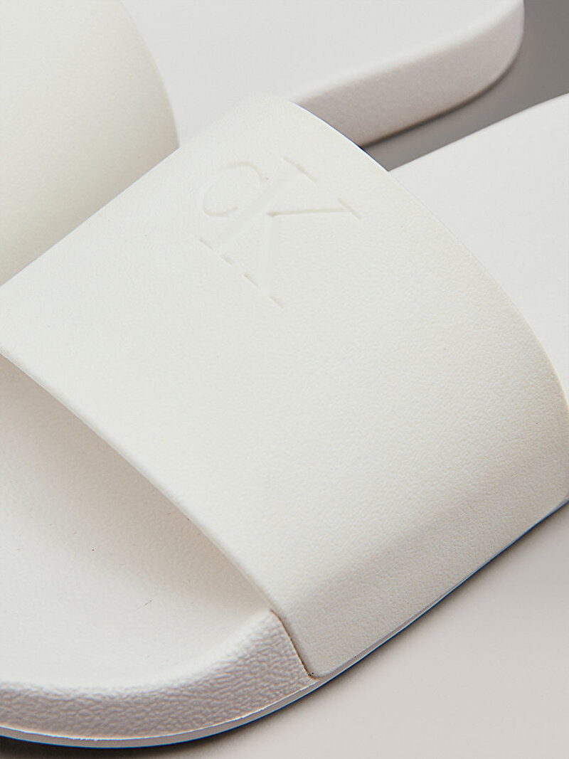 Calvin Klein Beyaz Renkli Kadın Monogrom Plaj Terliği