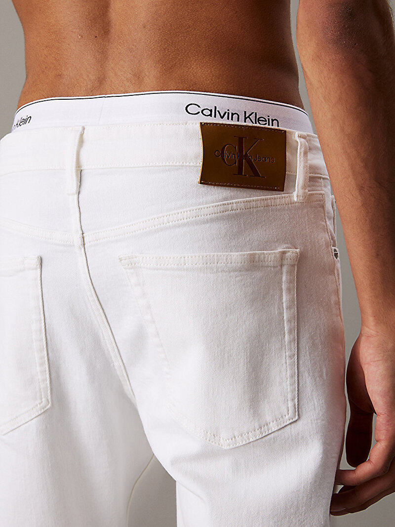 Calvin Klein Beyaz Renkli Erkek Slim Taper Jean Pantolon